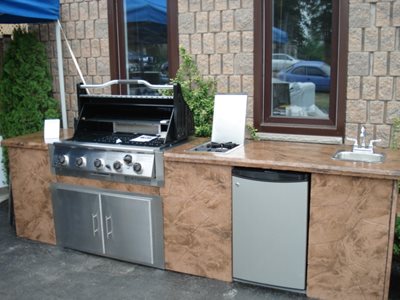 Outdoor Kitchen on Brown Outdoor Barbecue  Textured Outdoor Countertopoutdoor
