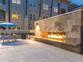 Modern Concrete Patio, Spray Coating
Site
Sundek Products USA, Inc.
Arlington, TX