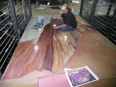 Talented Artist Julie Kirk Hand Painting The Graphic
Site
Decorative Concrete Institute
Temple, GA