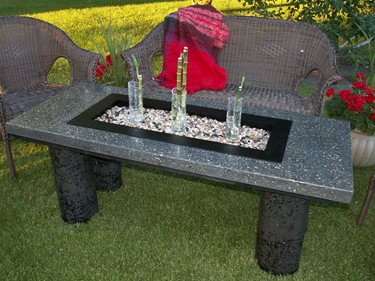 Table, Bench
Outdoor Furniture
Rafter C Precast Concrete
Medicine Hat, AB