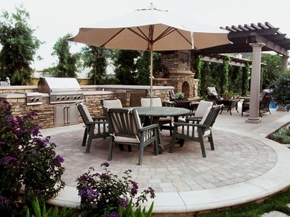 dining patio layout