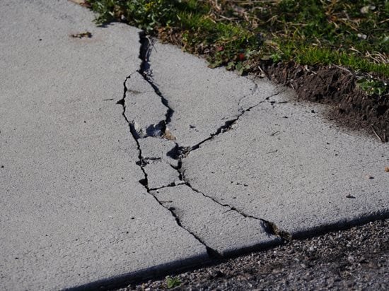 cracked driveway