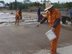 Installing Pervious Concrete
Site
Bomanite Group International

