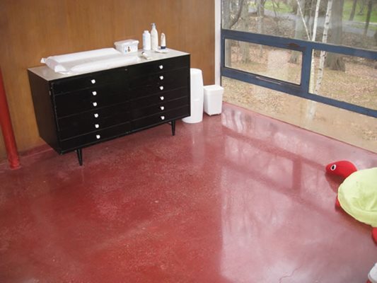 Colored, Red, Baby Changing Station
Concrete Floors
Facility Specialists, LLC
Philadelphia, PA