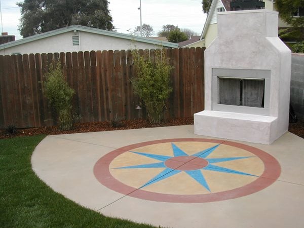 白色，几何混凝土庭院加州混凝土设计Anaheim，CA