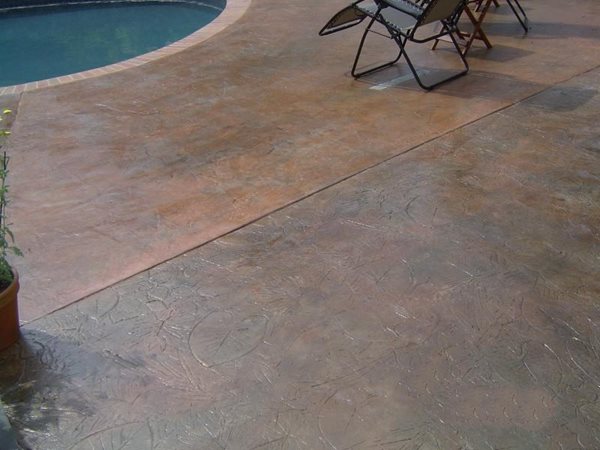 Stamped Leaf Pattern, Pool Deck
Get the Look - Stamping
Artistic Concrete
Riverside, RI