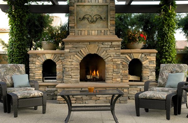 Stone, Hearth
Outdoor Fireplaces
The Green Scene
Chatsworth, CA