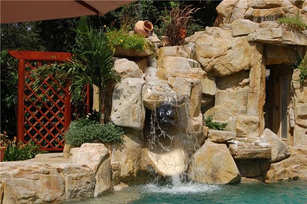 Water Features
H.C. Rehl Construction, Inc.
Tampa, FL