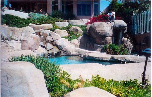 Rocks, Pond
Water Features
JPJ Technologies
Amity, OR