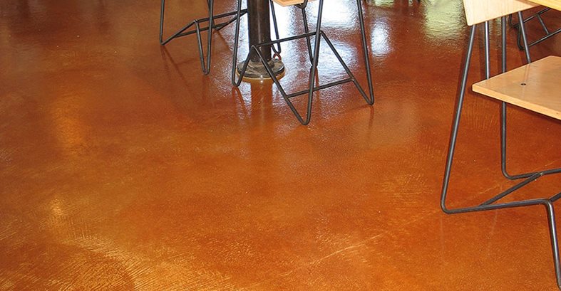 墨西哥辣椒，混凝土地板，染色现场SolCrete丹顿，得克萨斯州