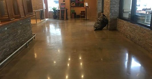 餐厅、染色、弗吉尼亚州Fairfax抛光混凝土地板恢复上升