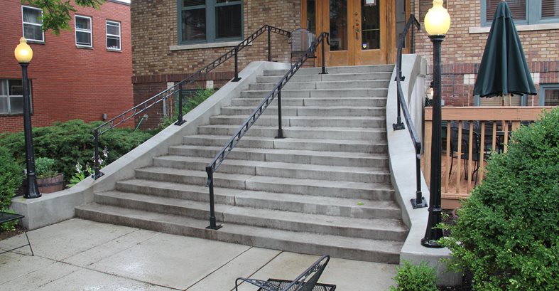 Gray, Concrete, Stairs
Commercial Floors
Mattingly Concrete
Indianapolis, IN